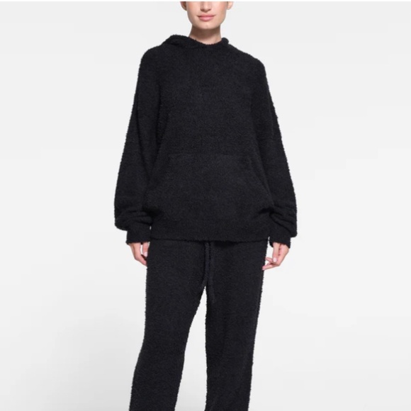 SKIMS cozy set - black size medium - Picture 1 of 4